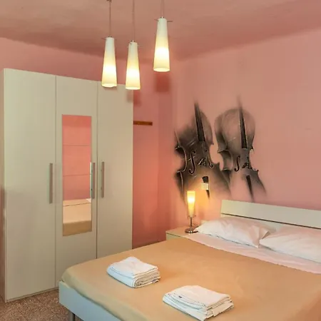 Bed & Breakfast Maison Dei Miracoli Pisa