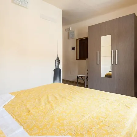 Maison Dei Miracoli Bed & Breakfast