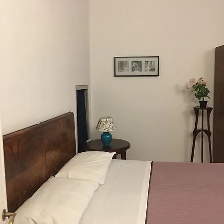 Maison Dei Miracoli Bed & Breakfast Pisa