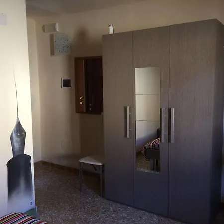 Maison Dei Miracoli Bed & Breakfast Pisa
