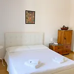 Maison Dei Miracoli Bed & Breakfast Pisa