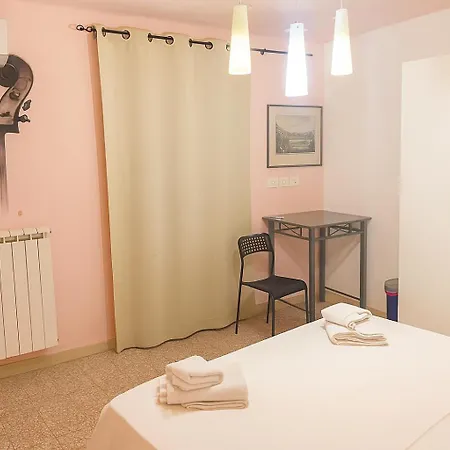 לינה וארוחת בוקר Maison Dei Miracoli 3*