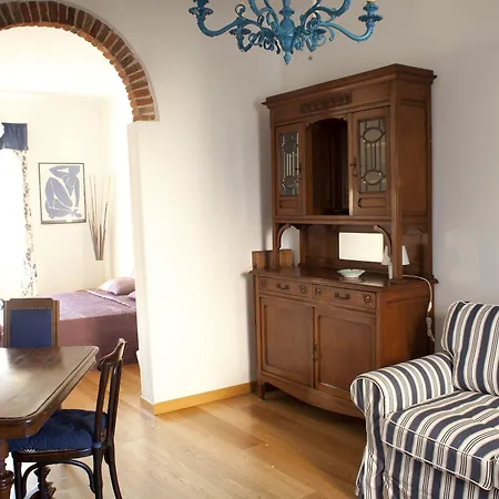 Maison Dei Miracoli לינה וארוחת בוקר 3*