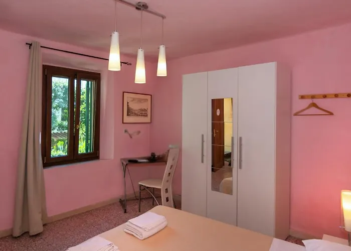Maison Dei Miracoli فندق مبيت وإفطار