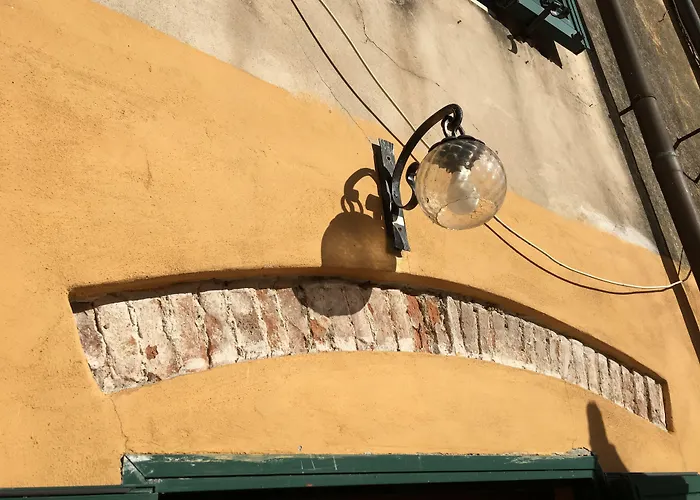 Maison Dei Miracoli فندق مبيت وإفطار بيزا